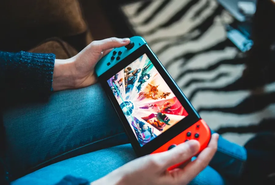 Why Simple Game Mechanics Keep Digital Players Engaged in 2026