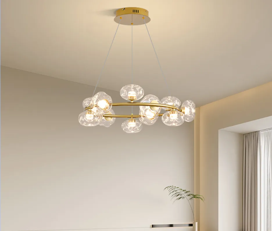 Traditional Chandelier or Bubble Chandelier? How to Choose the Right Style